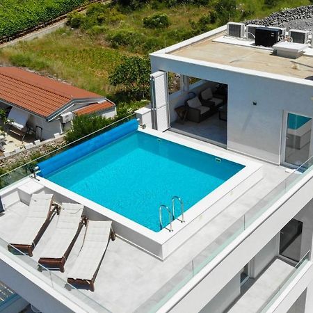 Villa Adastra Vinisce ภายนอก รูปภาพ